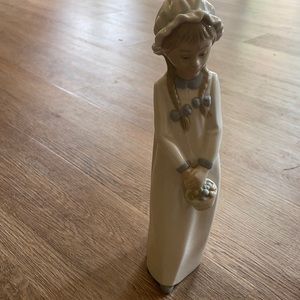 Vintage Lladro Zaphir Porcelain Figurine Girl